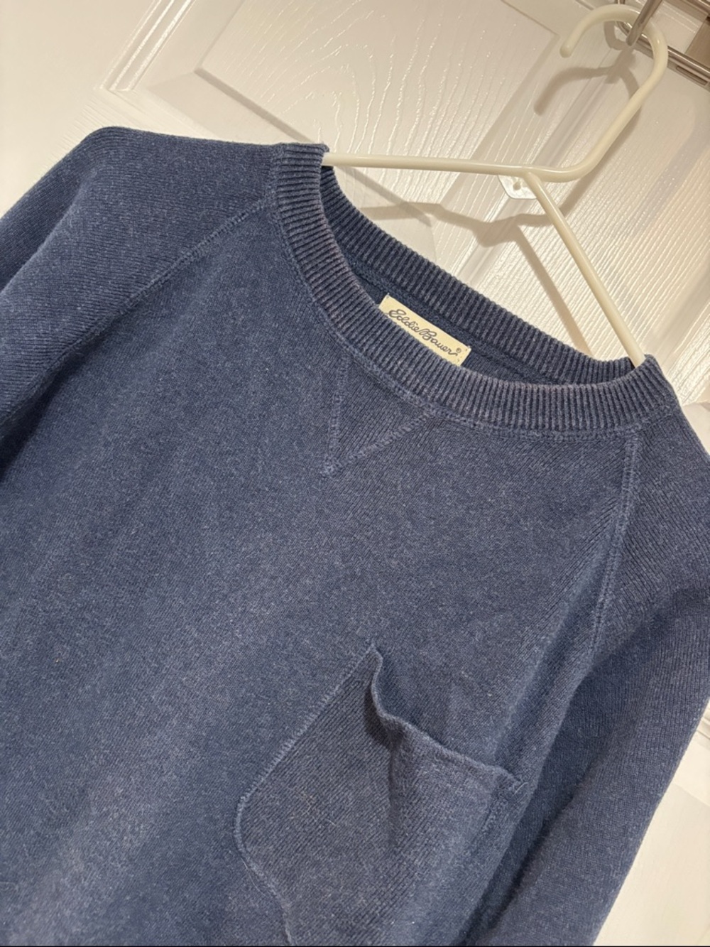 EDDIE BAUER 100% Cotton Men’s Navy Sweater - Picture 1 of 5
